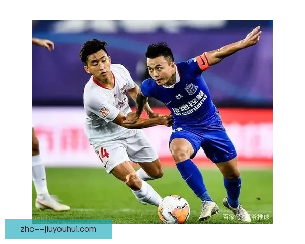 曹赟定在上海申花由主力到替补奇兵的角色转变分析